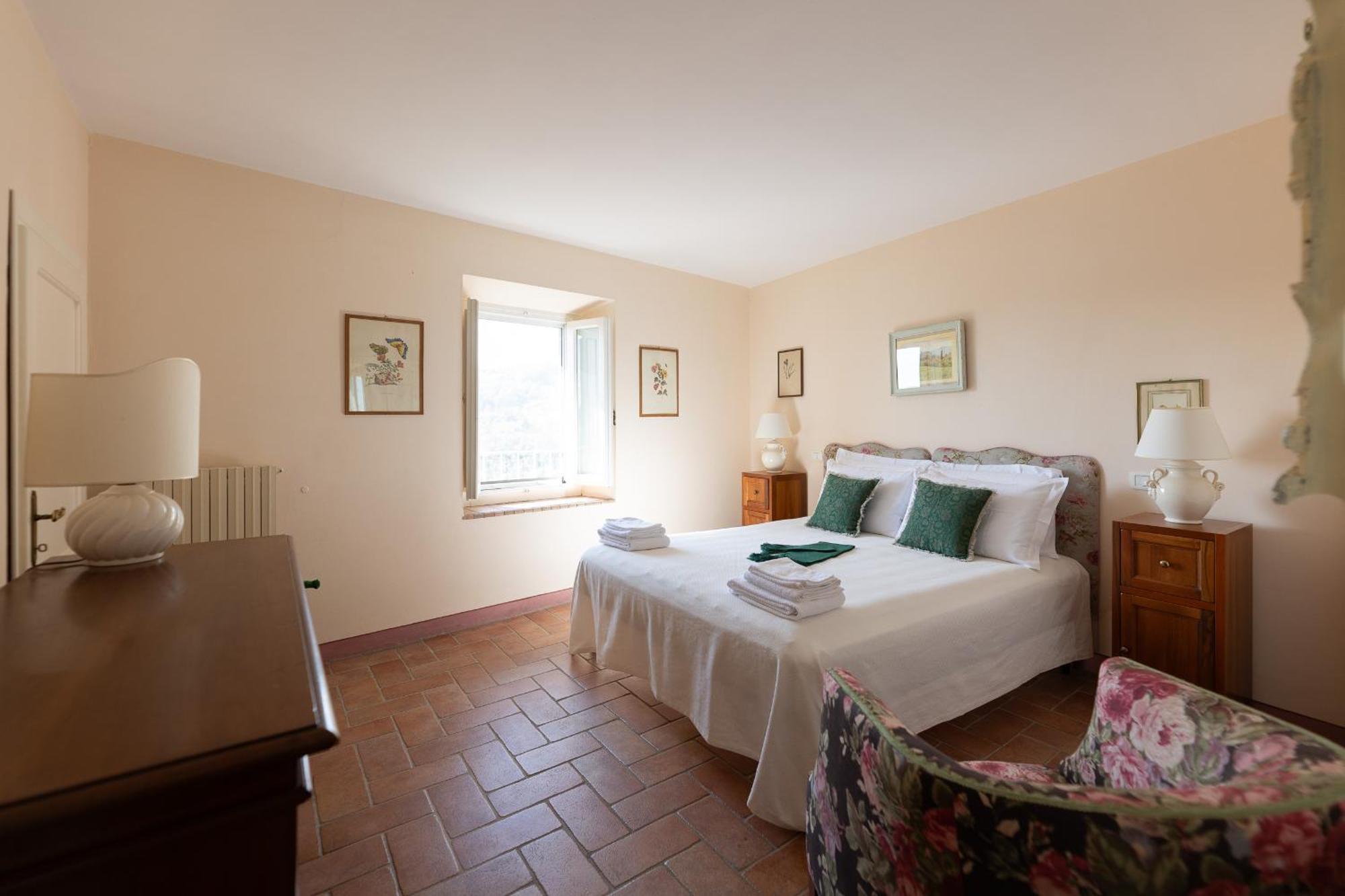 Castello E Borgo Di Porciano Villa Пратовекио Екстериор снимка